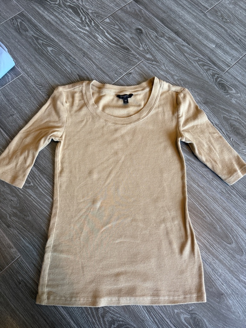 Banana Republic Crewneck Knit Top in Camel xs